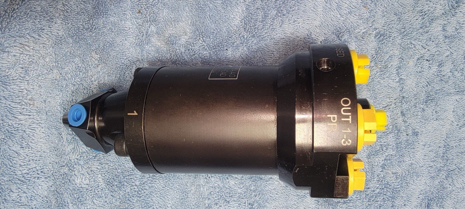 Cannon Trio7 , 3 component mix head. New.