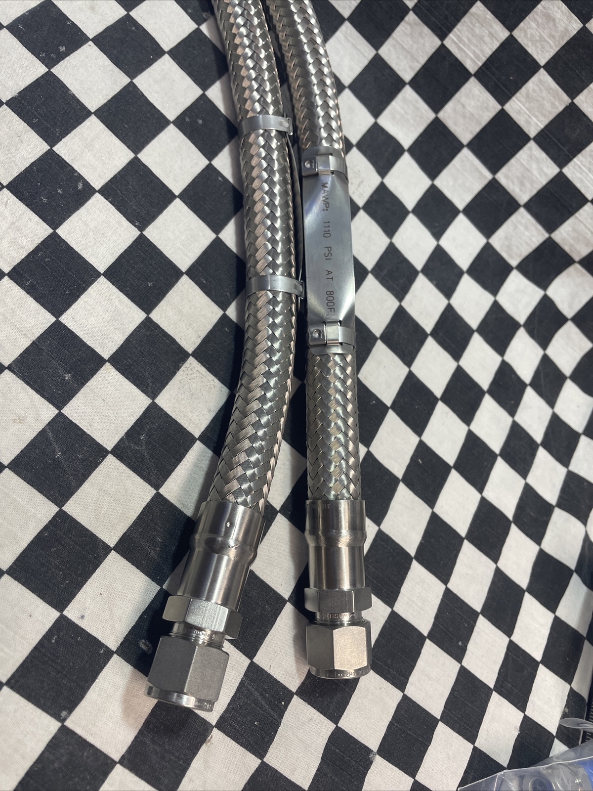 2x SWAGELOK Braided Hose 1/2″ X 30″ LG, MAWP 1110 PSI AT 800F, SS-FJ8-SL8SL8-30
