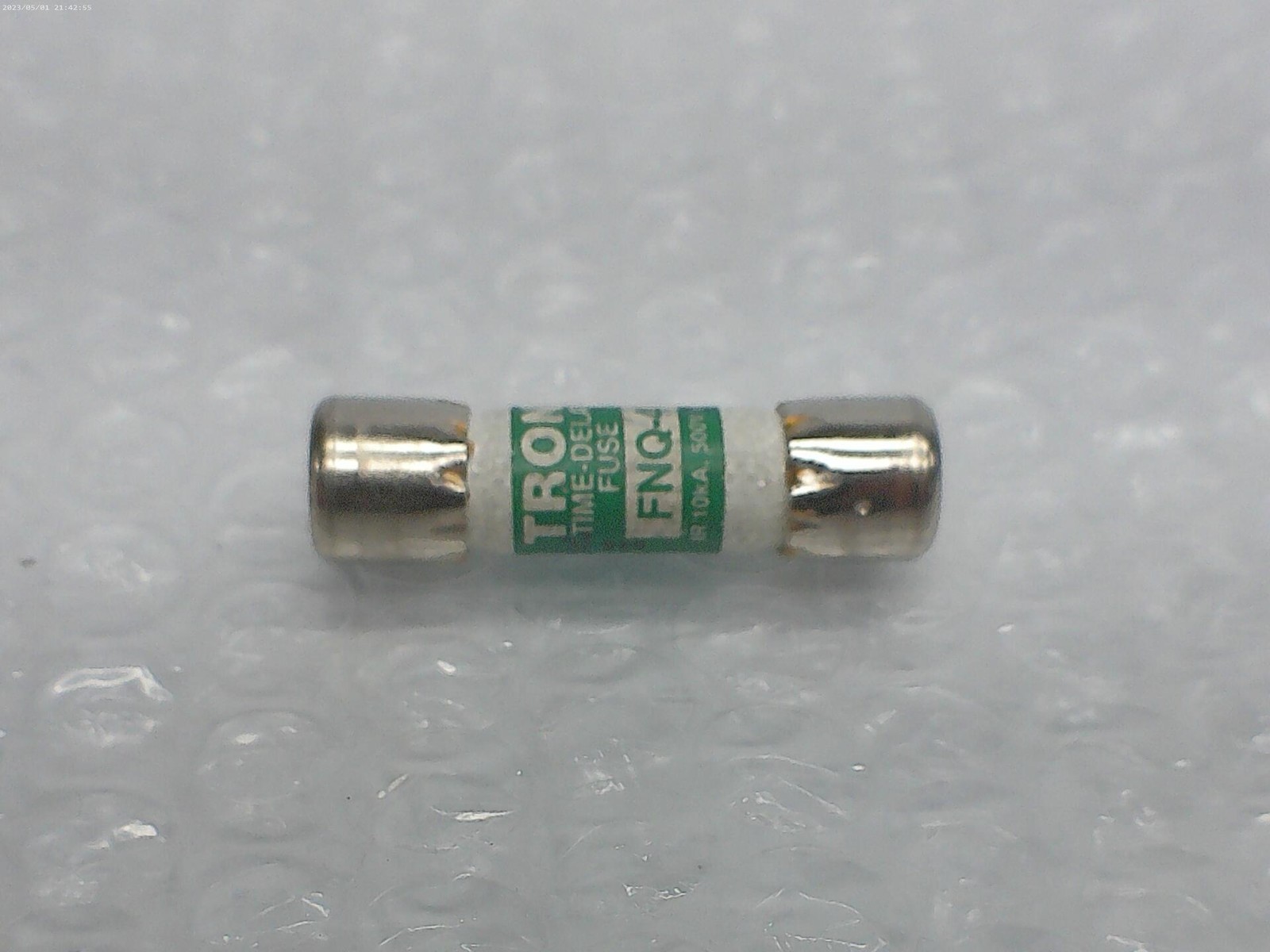 TRON FNQ-4 FUSE LOT OF 4 NSNP