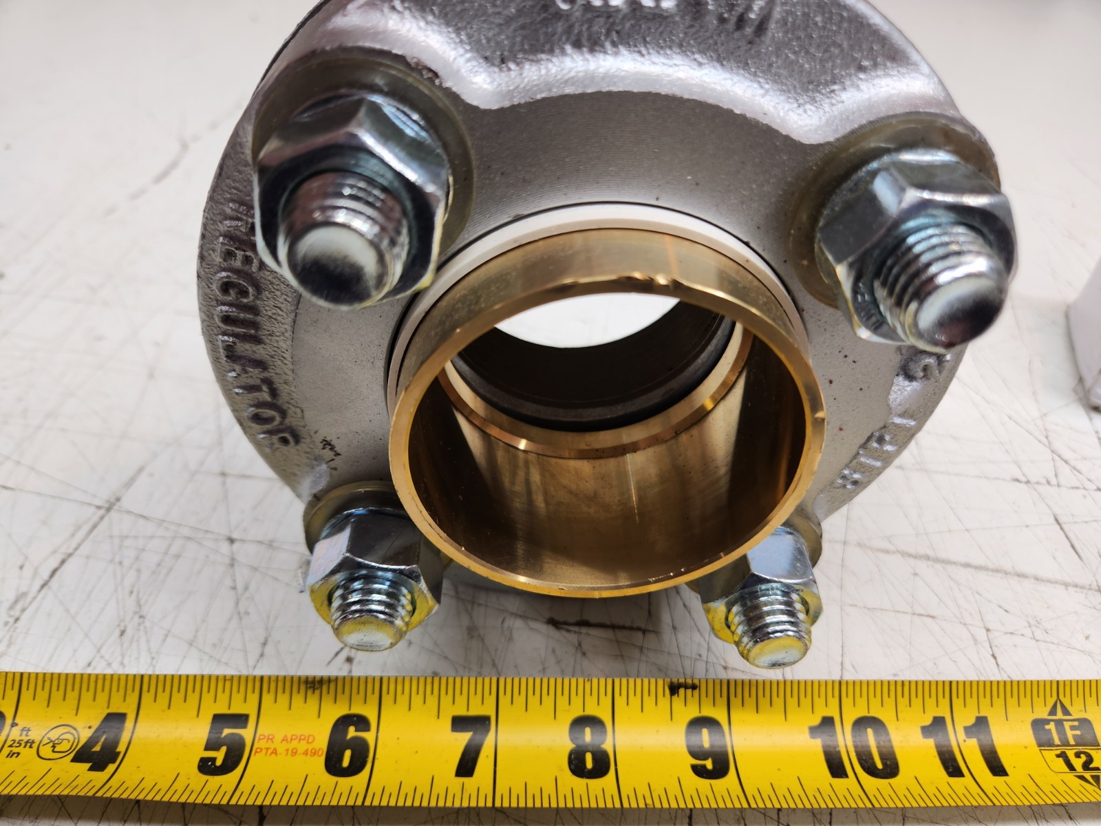 Watts LF3100M3 2-1/2″ Socket Cast Iron 50 psi 300° F Max Dielectric Union New