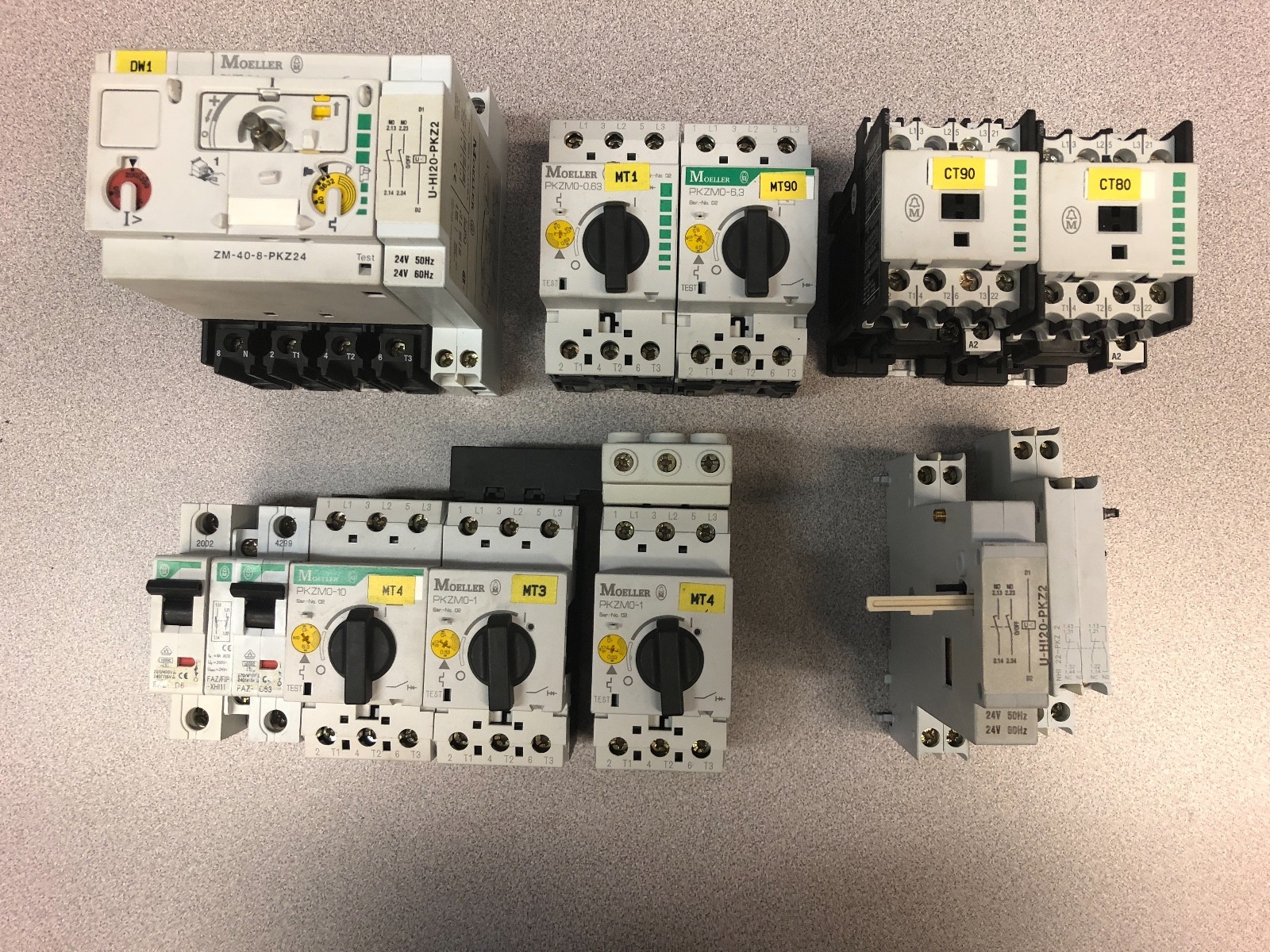 Moeller (LOT) ZM-40-8-PKZ24,U-H120-PKZ2,DIL00M-G-01,PKZMO-63,10, FAZ-D6,C63