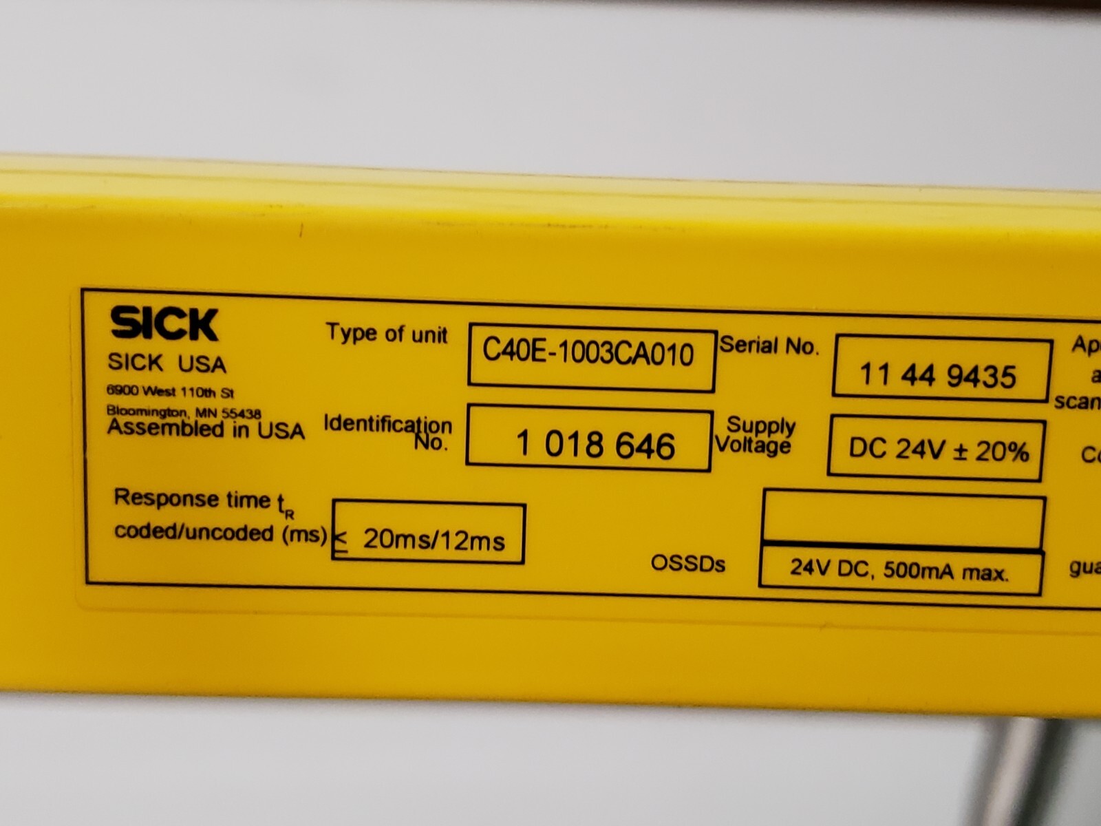 SICK C40E-1003CA010 SAFETY LIGHT CURTAIN 24VDC C4000 STANDARD