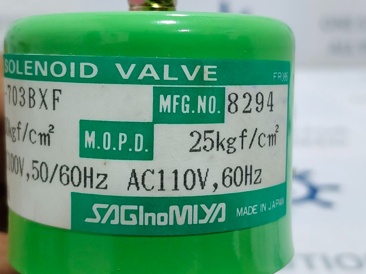 Saginomiya REV-703BXF Solenoid Valve Flon AC100V 50/60Hz 30kg f/cm² 25kg f/cm²