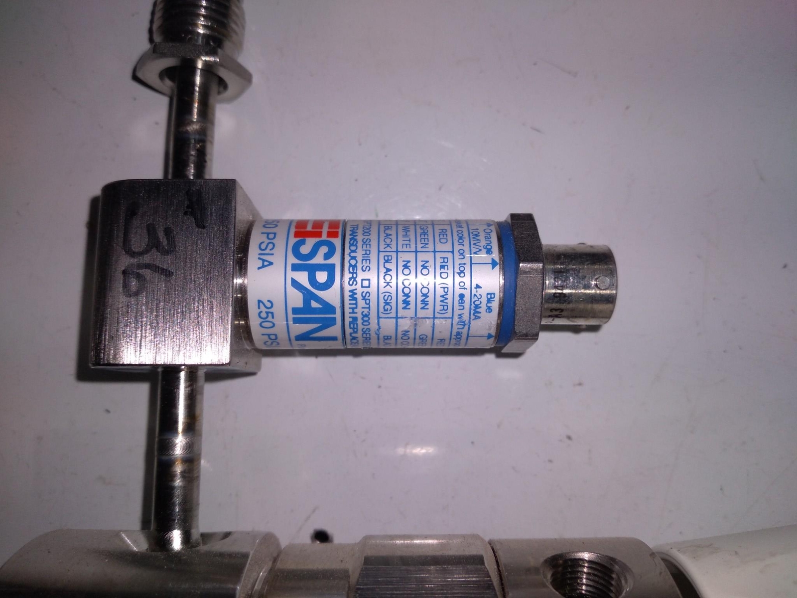 TESCOM 100 74-2462K9420-021 600PSI HIGH PURITY REGULATOR VALVE