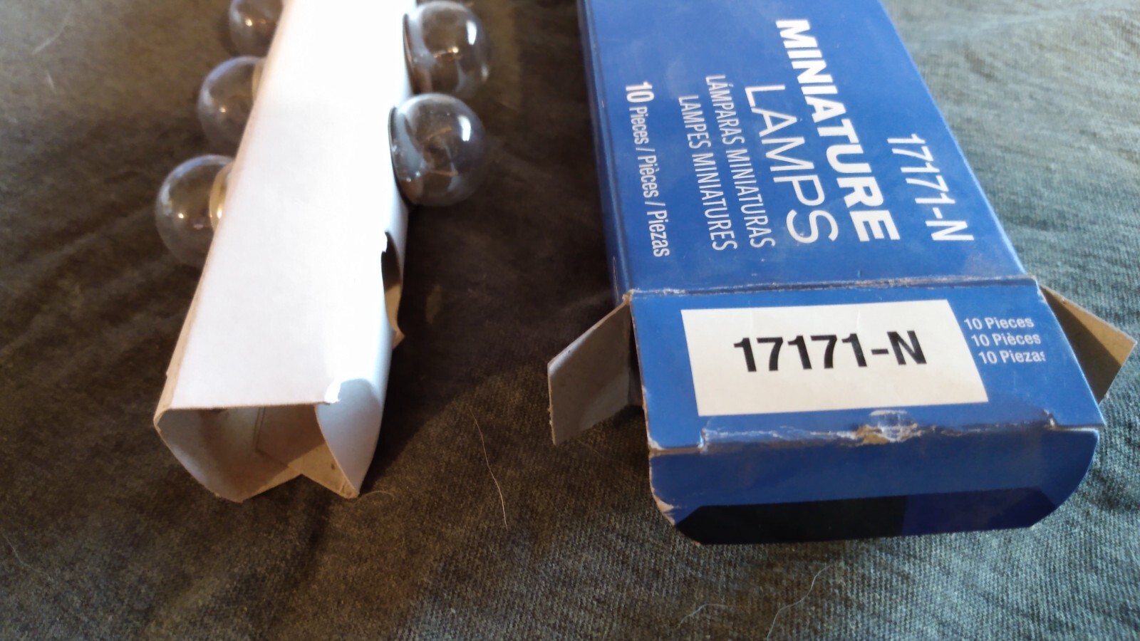 Napa 17171-N Miniature Lamps – box with 8
