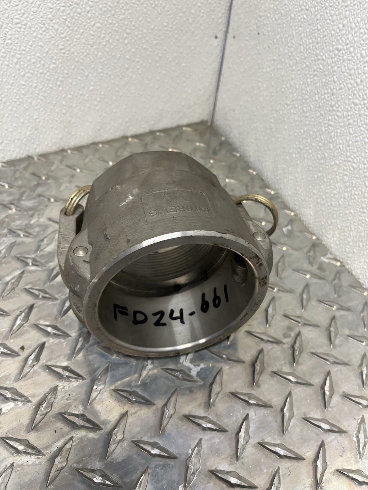 300-D-SS – Dixon Cam & Groove Type D Coupler x Female NPT