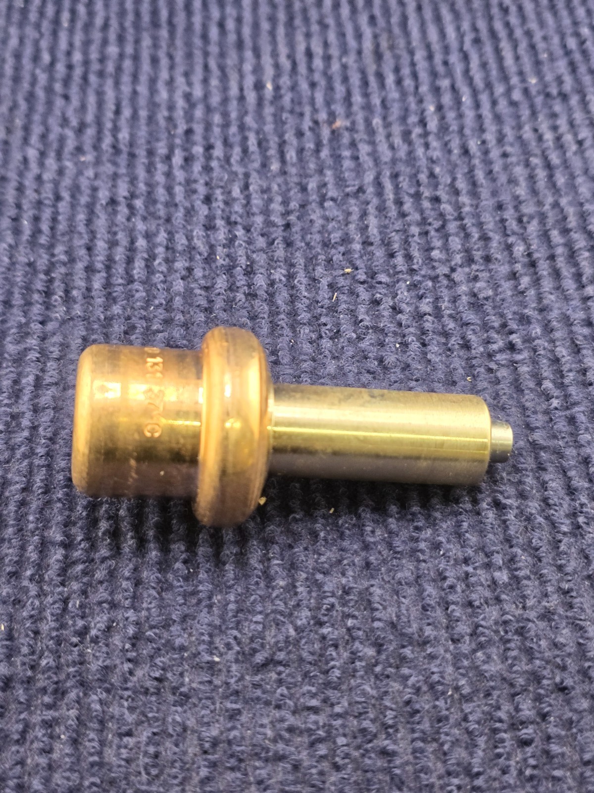 B892 6 D 131 Wax Pellet Thermostatic Expanding Element Actuator 37°C, .28″ Pin