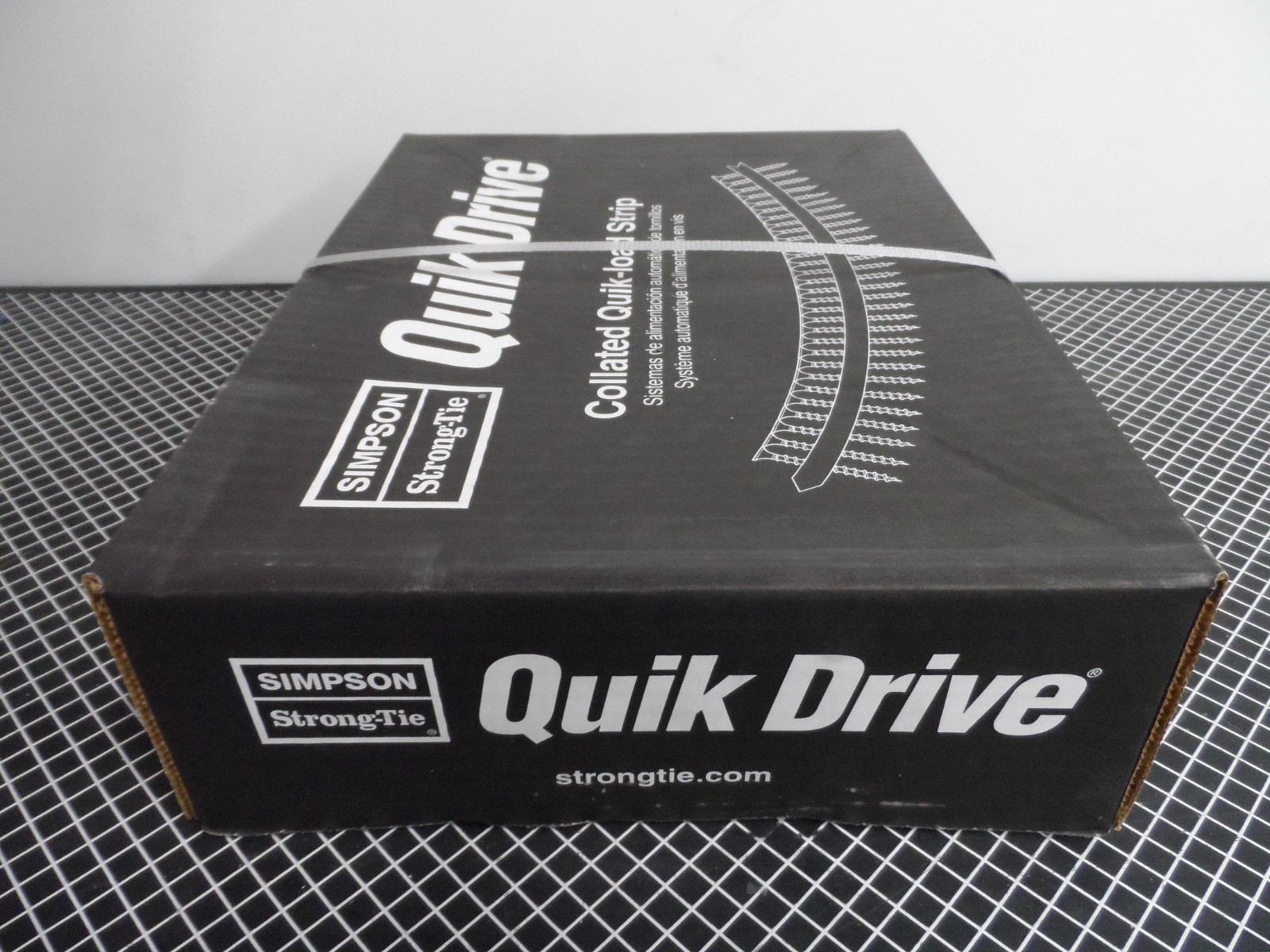 #12 x 1-3/4″ Quik Drive Strong-Drive TB WOOD-TO-STEEL Screws N2000 1,000 (26582)