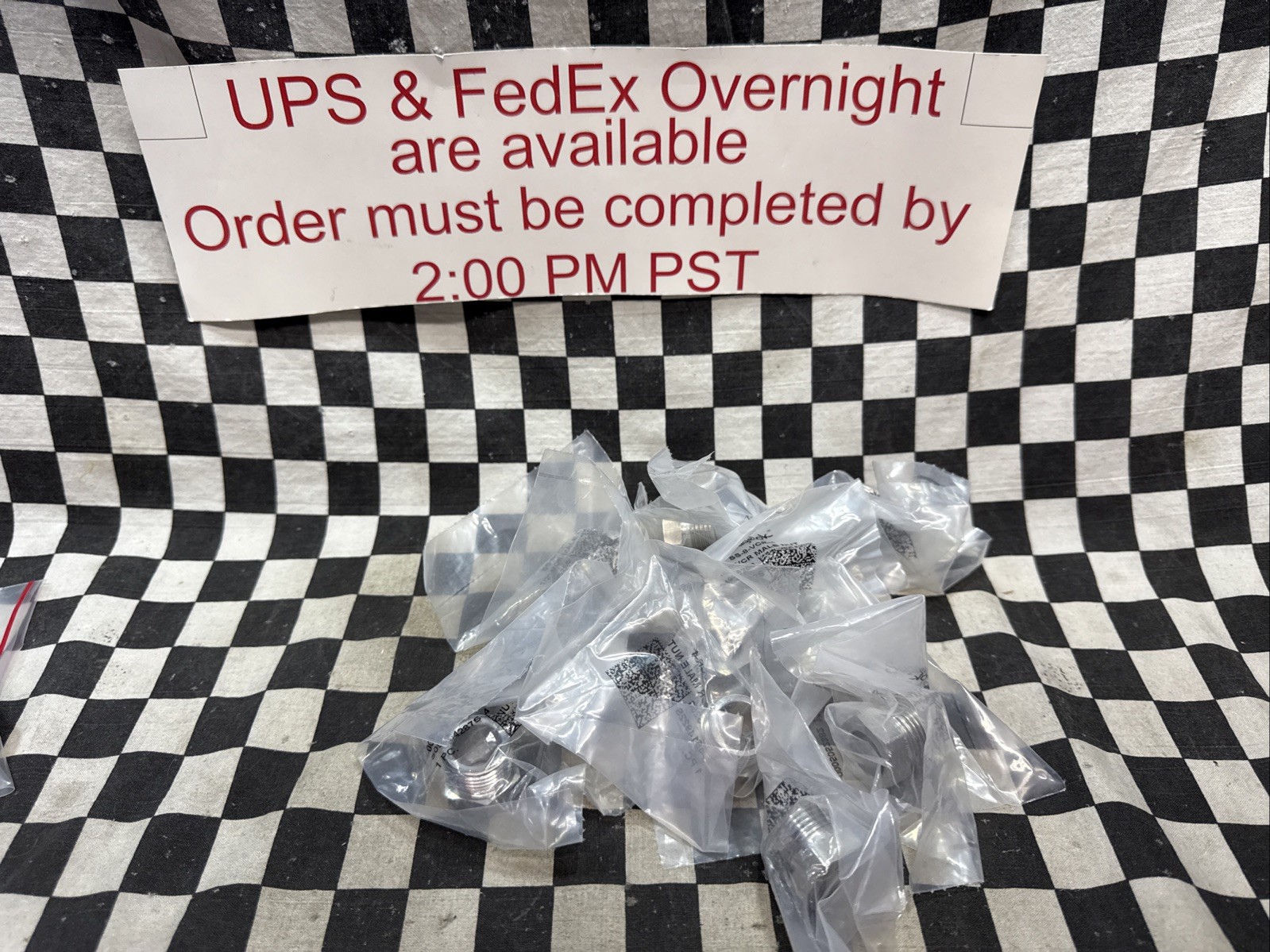 SWAGELOK SS-8-VCR-4, SS8VCR4, Male Nut 1/2″ VCR, LOT OF 9, SHIPSAMEDAY#1208T9