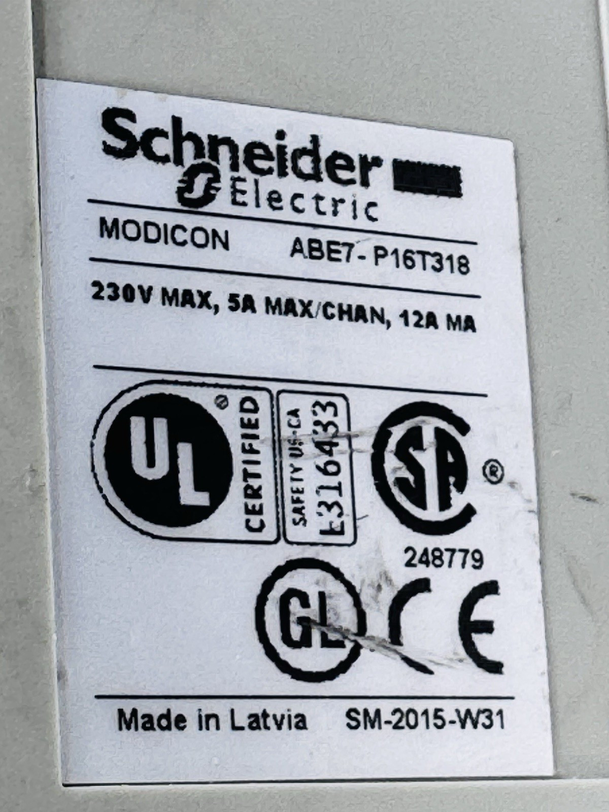 Schneider Modicon ABE7-P16T318 230V Max/CHAN, 12A MA Sub-Base Plug In Relay DIN