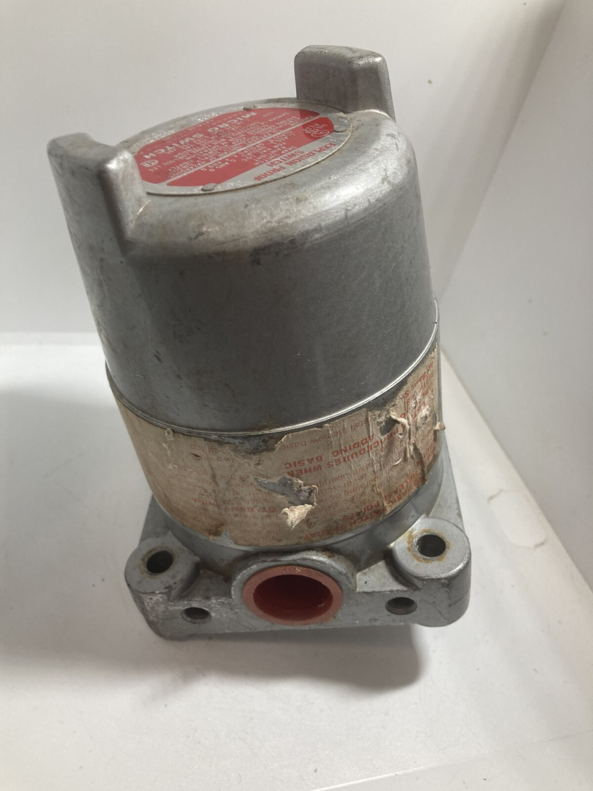 HONEYWELL 1CX42 MICRO SWITCH EXPLOSION PROOF RAINTIGHT 15A 125-480V