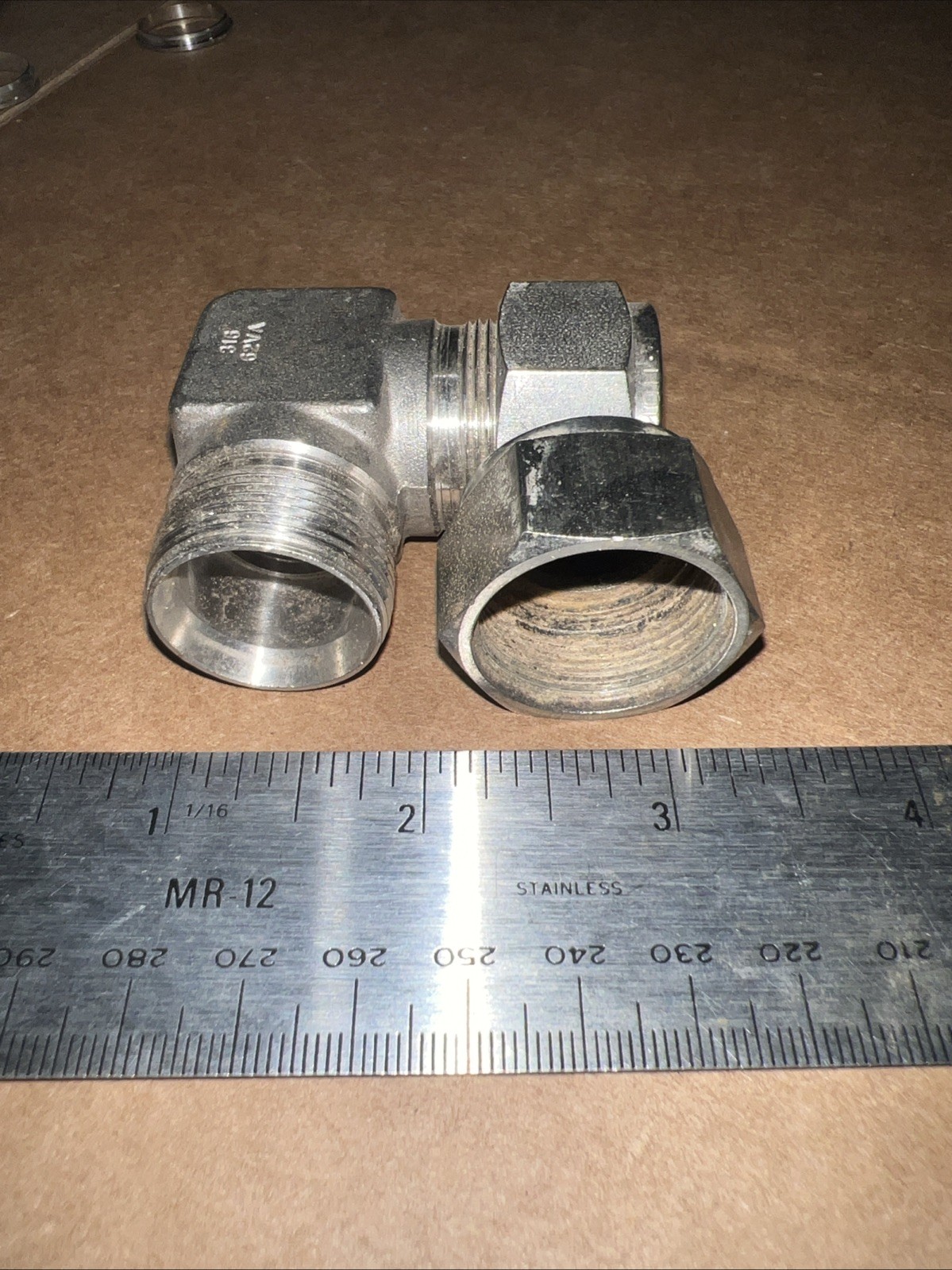 LOT OF SWAGELOCK FITTINGS, … 20 OF EACH TYPE STAINLESS STEEL