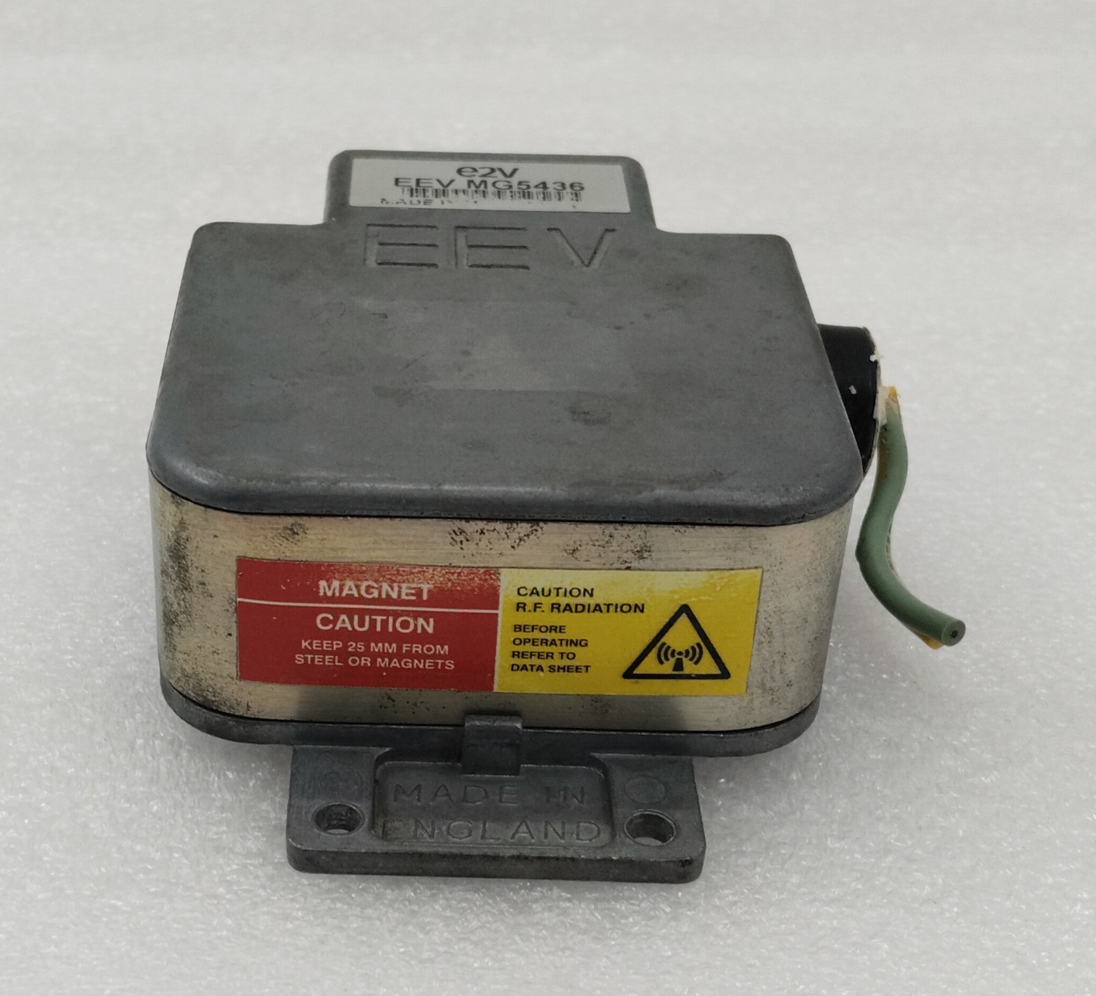E2V Technologies EEV MG5436 Magnetron / E2V EEV MG5436 Magnet / Made in England