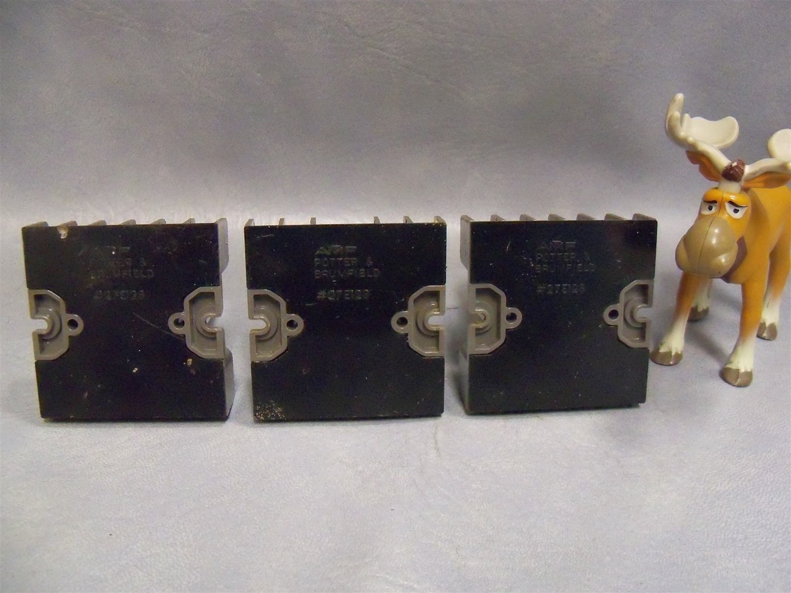 KRP14AG Potter & Brumfield Relay 120V with 27E123 Base – Lot of 3
