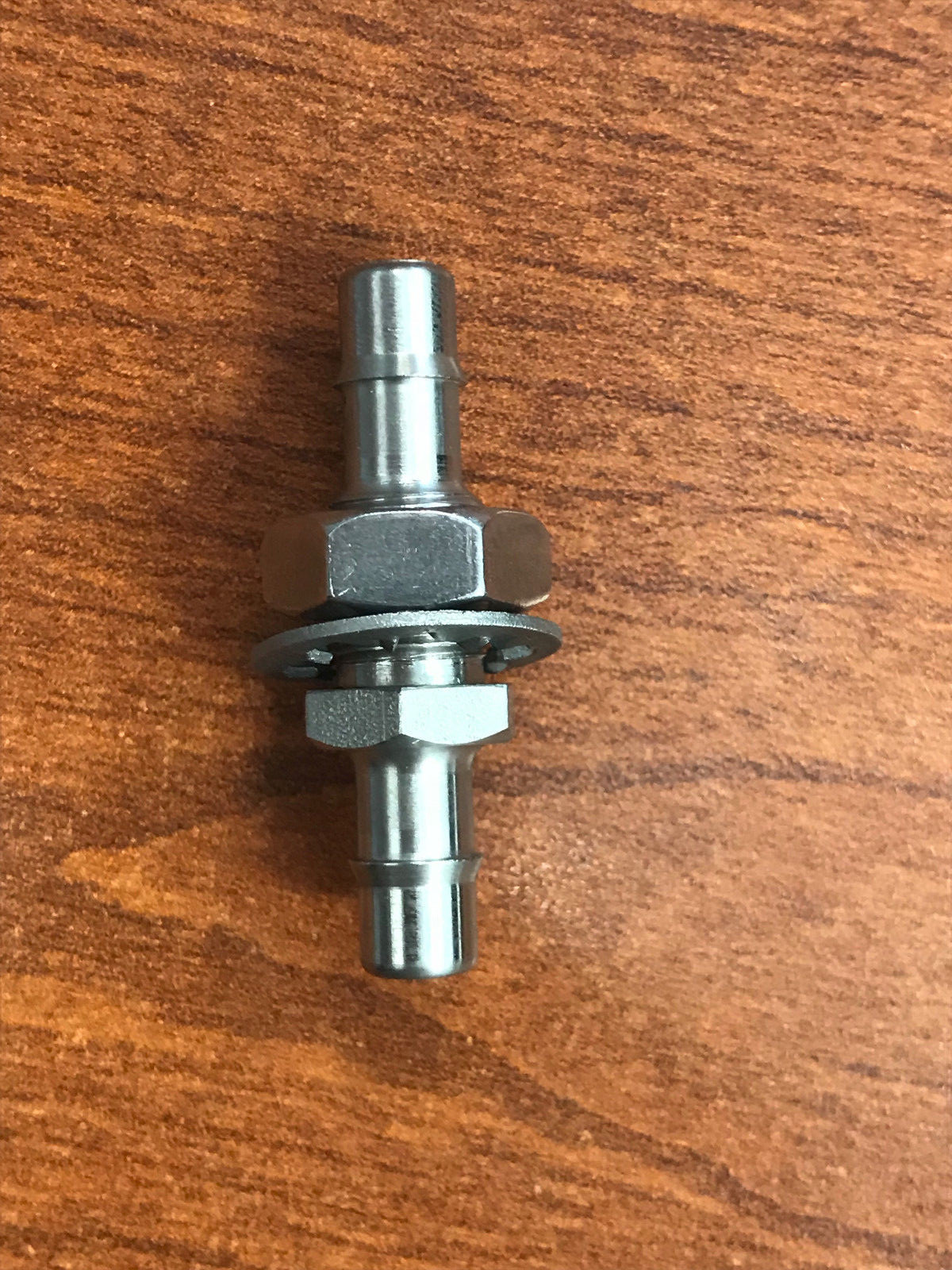 Stainless steel bulkhead fitting, 3/8-24 UNF thread to 1/4 ID tubing barb