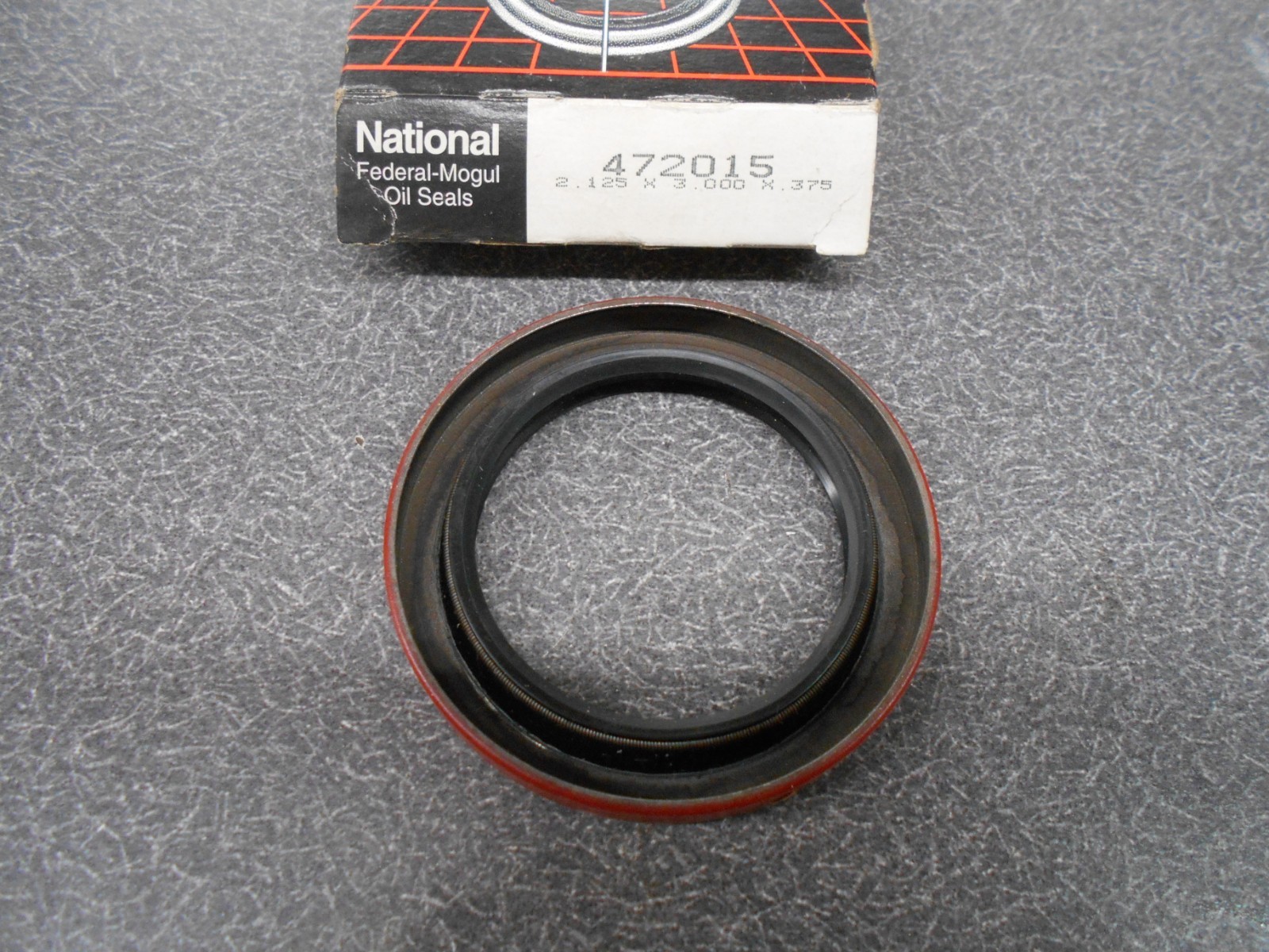 Federal Mogul 472015, National Oil Seal. 2.125X3.000X0.375 NOS!