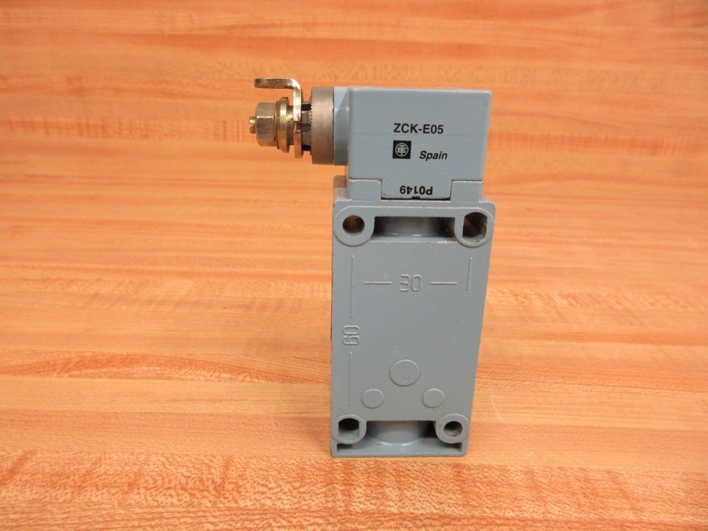 Telemecanique XCK-J….H7 Limit Switch With Limit Switch Head ZCK-E05
