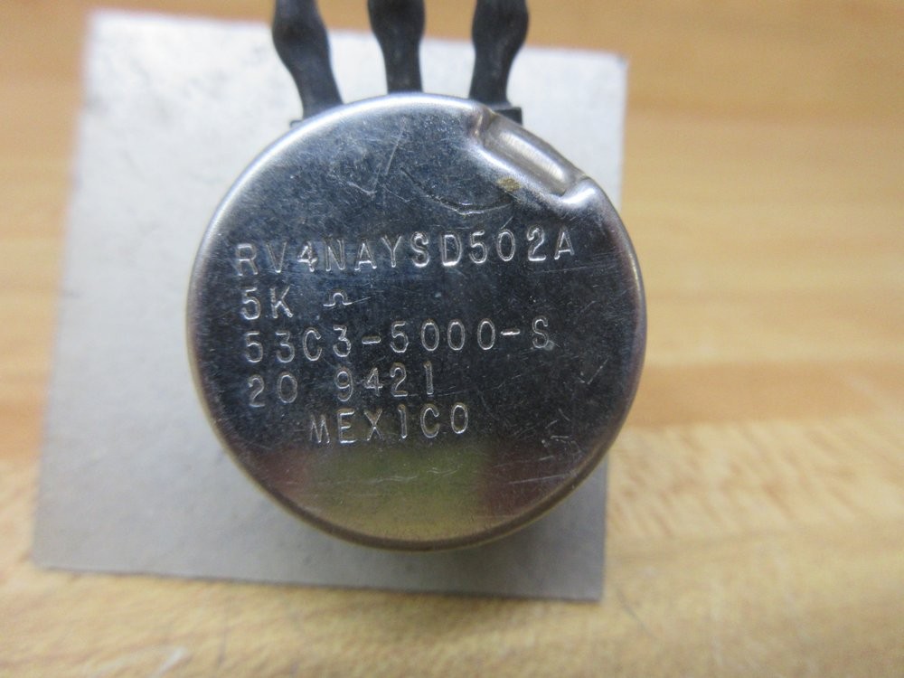 Clarostat RV-4NAY-SD502A Potentiometer 5KΩ RV4NAYSD502A W/Legend Plate & Knob