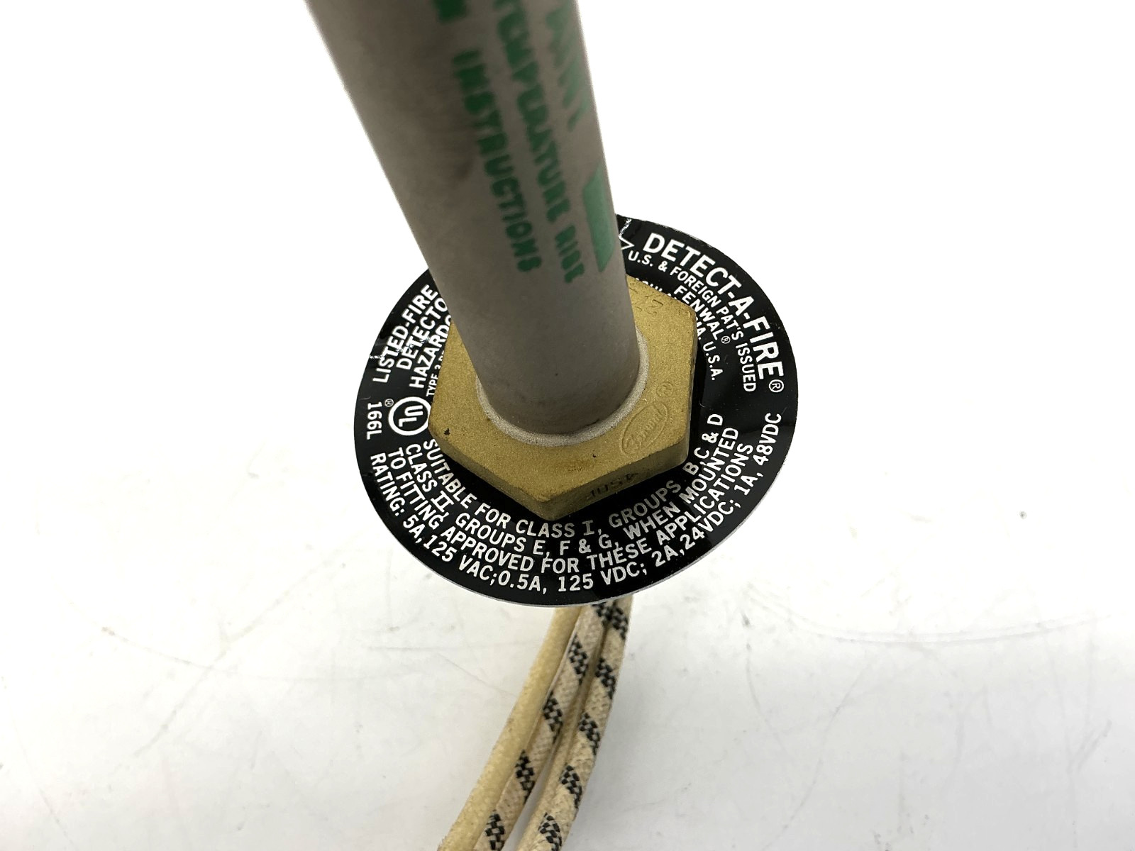 New Fenwal 12-G27121-000-07 Detect-a-Fire Temp Sensor 450F 5A 125VAC – No Box