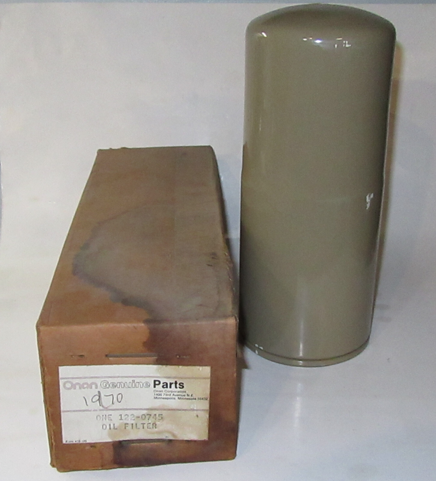 NEW IN BOX ONAN Cummins Engine Oil Filter 122-0745 Mil Spec PPP-B-636H