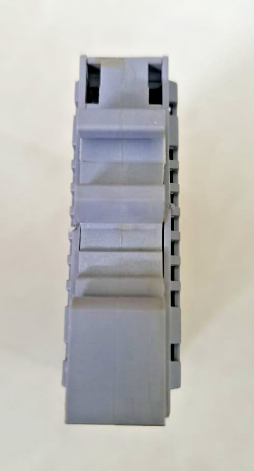 SINWOO S-CON SL-DSC-RR-Y 3-Way Isolated Controller Signal Converter NEW OPEN BOX
