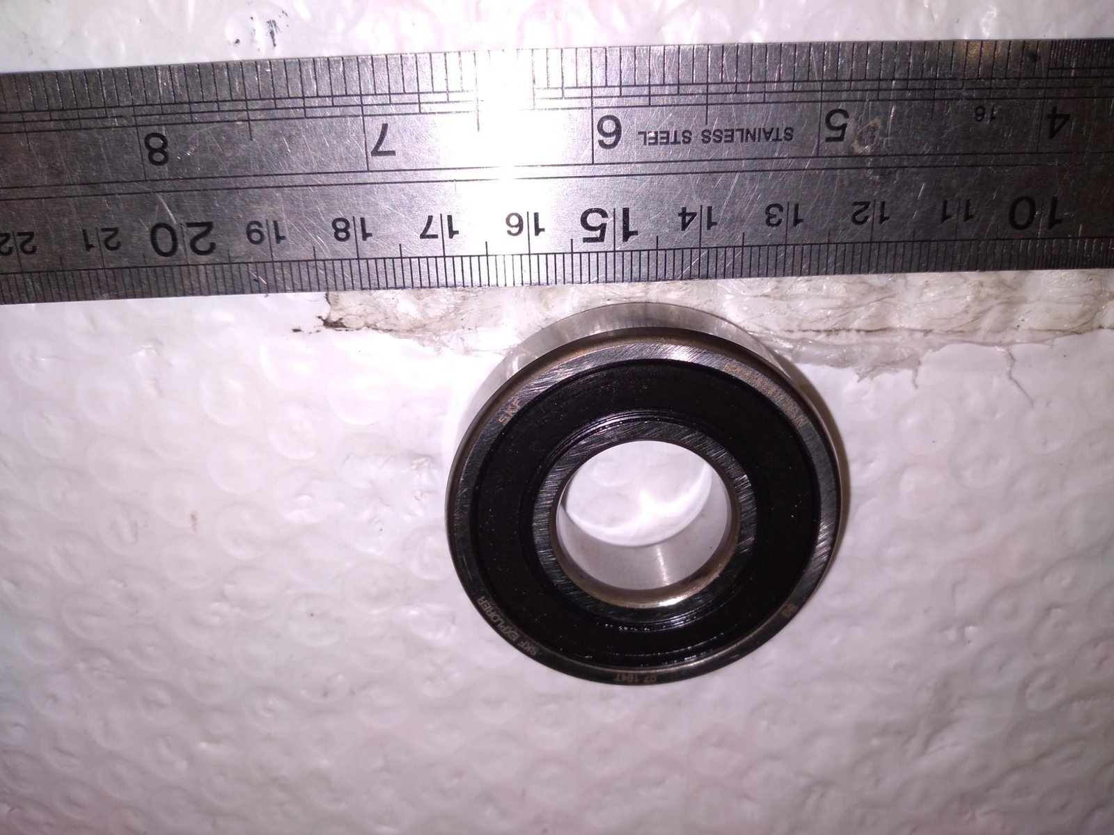 SKF EXPLORER 6204 2RSJEM