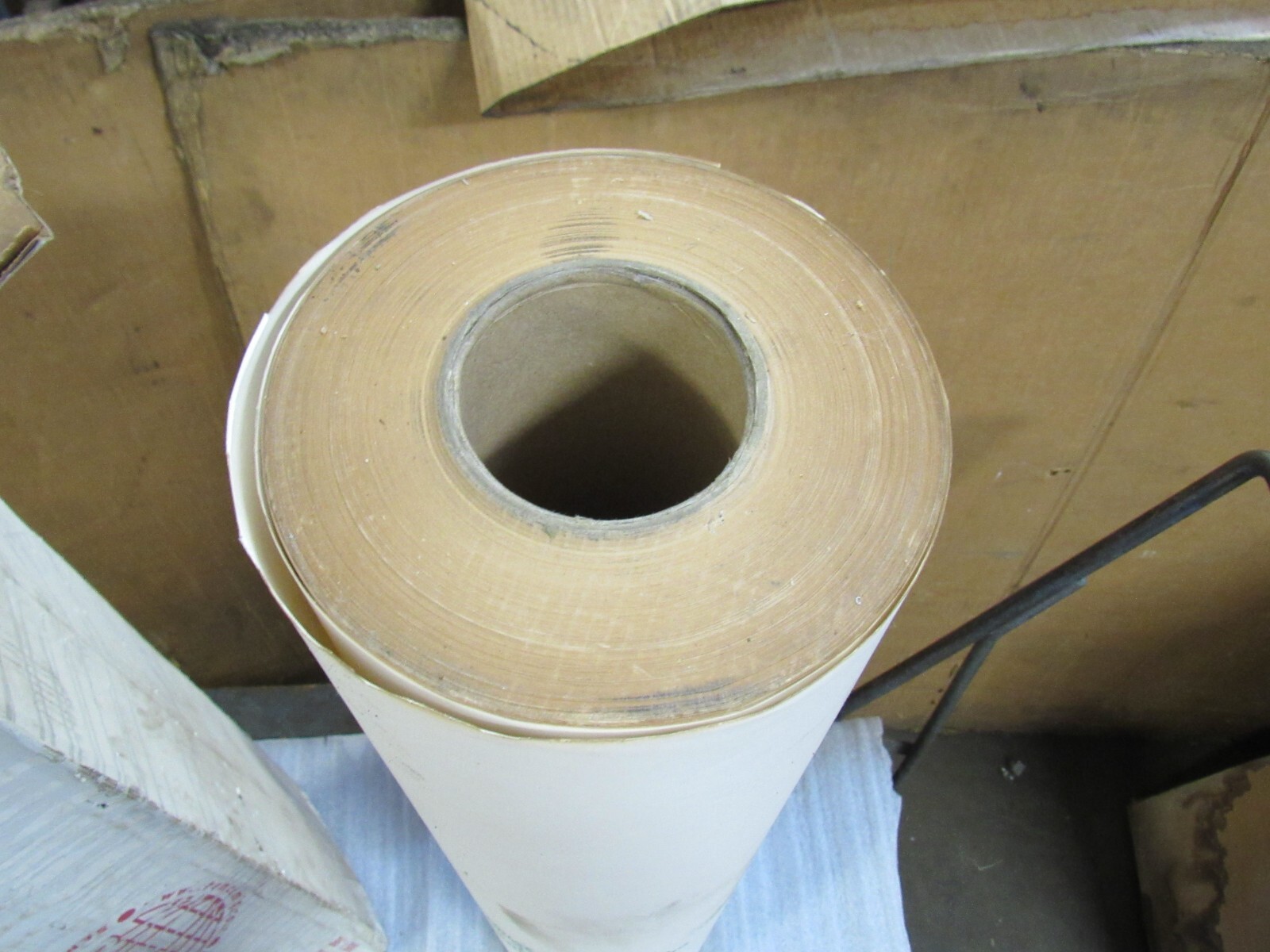 CHEMCO FLAME RETARDANT SPRAY BOOTH SURFACE PROTECTION PAPER 100# 36″ X 295′
