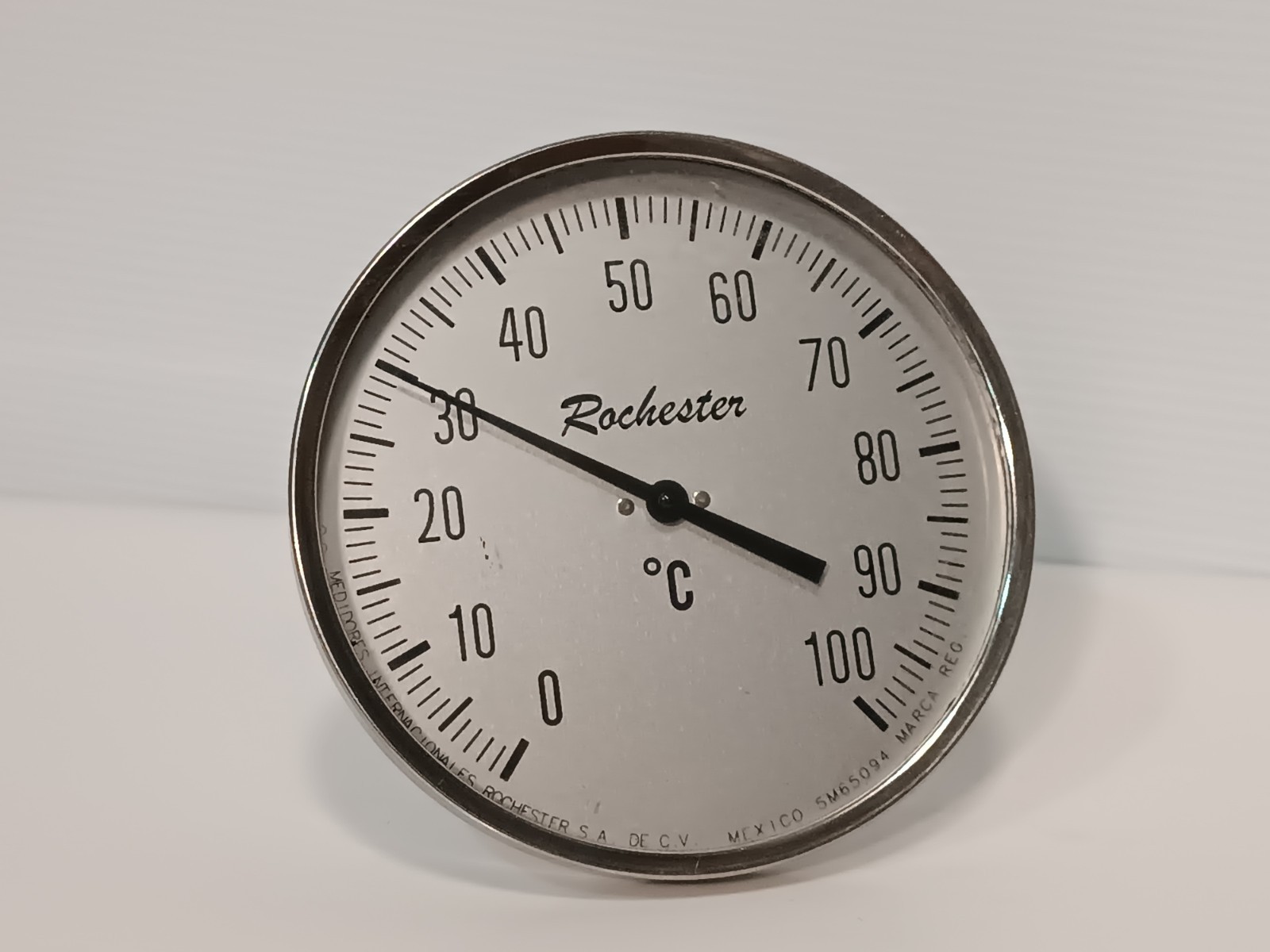 VINTAGE Rochester Centigrade 0-100 Degrees Temperature Gauge, 5″ Dial Face