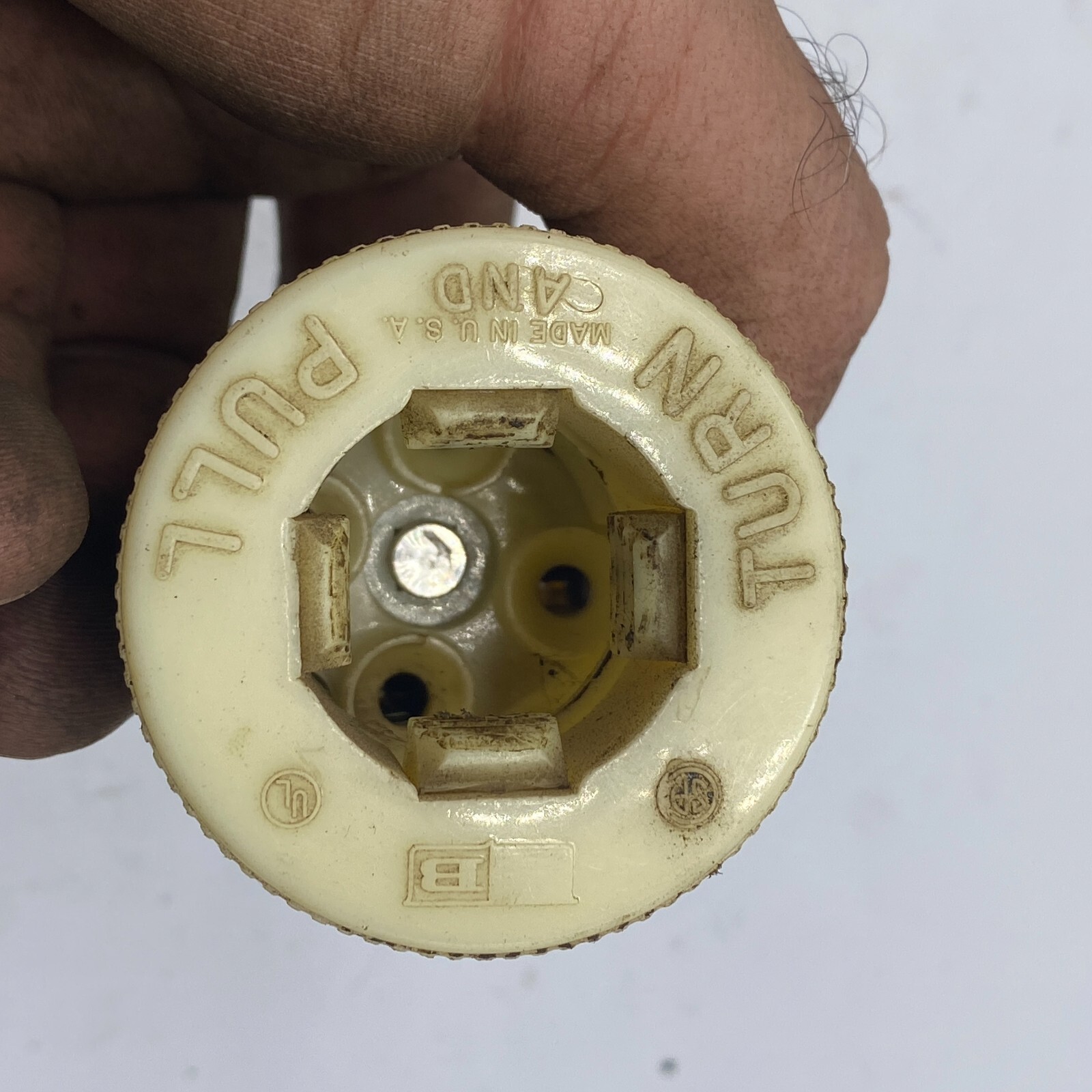 BRYANT NEMA L15-30 Receptacle 30A 250V 3Ø 3-Pole 4-Wire 🔔