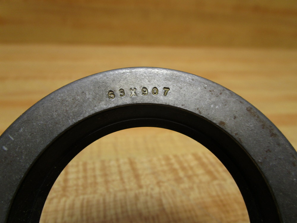 Garlock Klozure 63X0907 Oil Seal