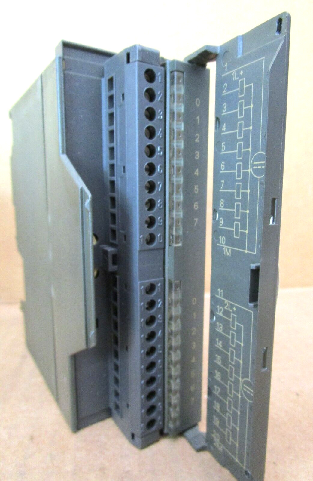 Siemens Simatic S7 6ES7 153-1AA03-0XB0 321-1BH02-0AA0 322-1BH01-0AA0 50729HM
