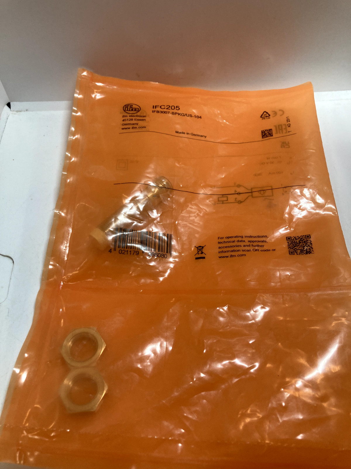 IFM IFB3007-BPKG/US-104 (IFC205) SENSOR 7MM SENSING 10-30VDC 100MA NIB