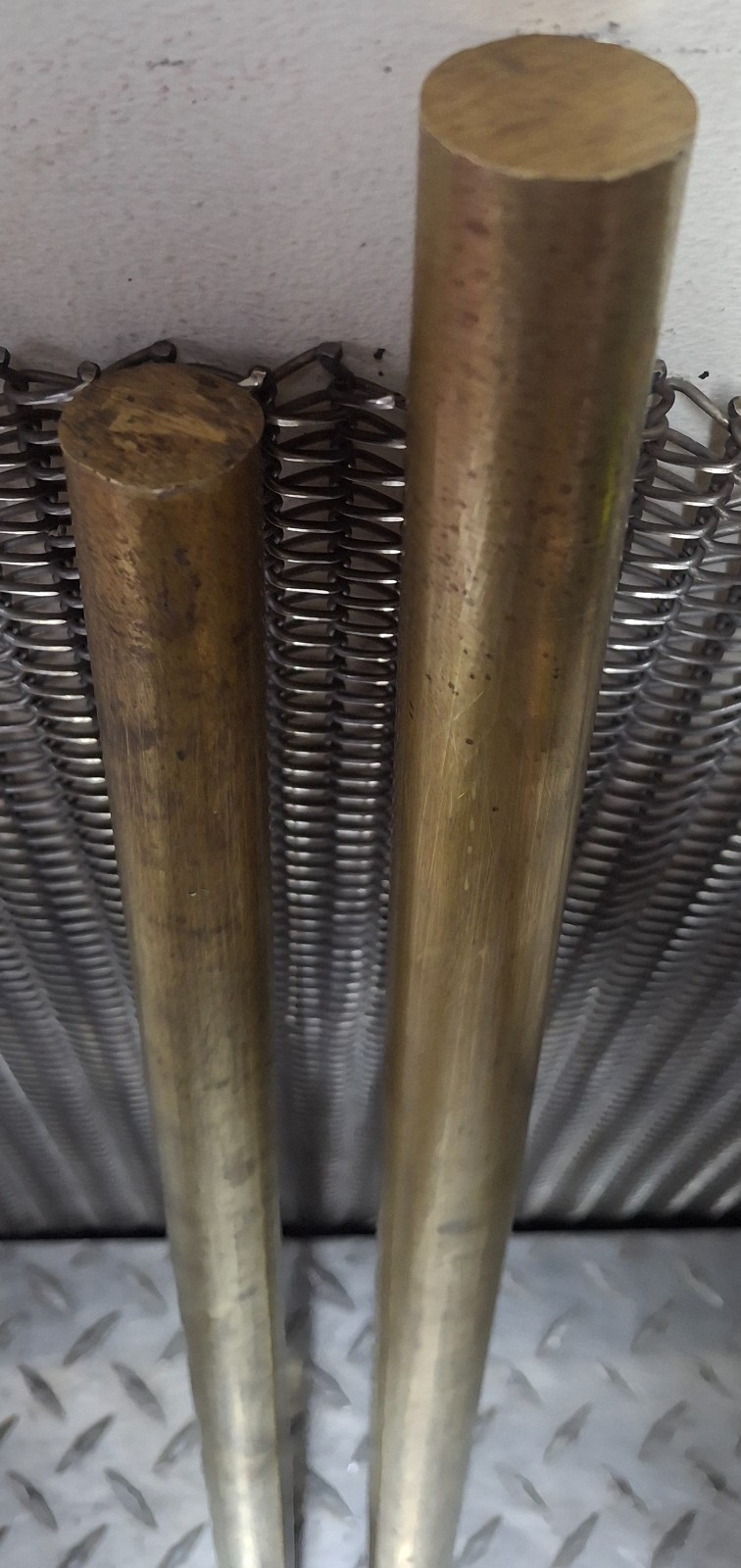 Lot of 2 Brass Round Solid Rod Long Solid Lathe Bar 22″ & 25″ 4.21 lbs & 5.7 lbs