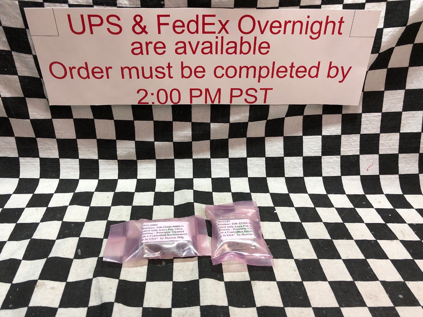LOT OF 2 ASTRO PAK 220-32209-000R11 & 220-32206-000R11, SHIPSAMEDAY #1537P5
