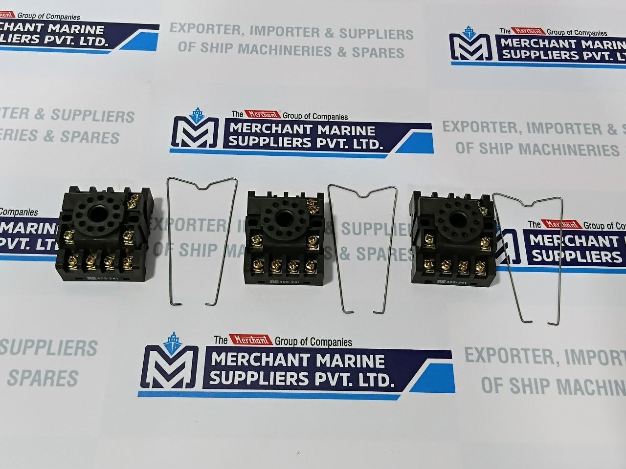 RS 403-241 11 Pin Relay Socket Base