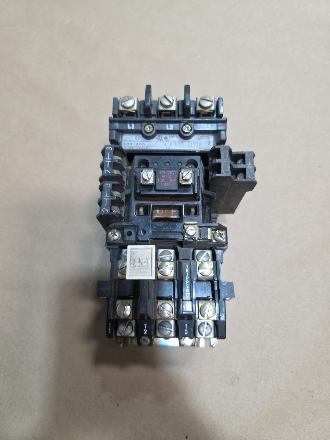 ALLEN BRADLEY 509-AOD /B STARTER SIZE 0 509-A0D 42185-800-01