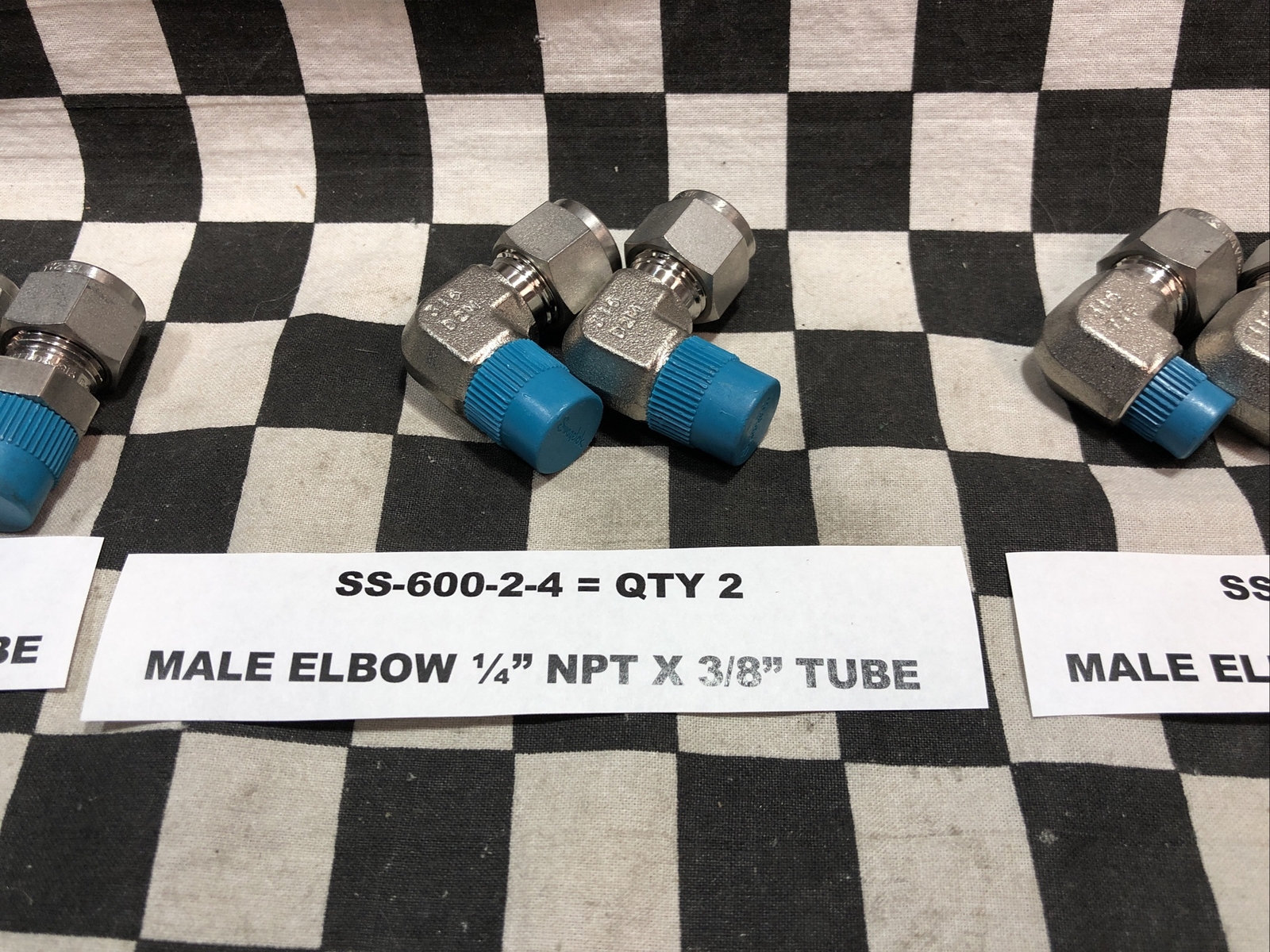 SWAGELOK MALE ELBOW 3/8″ TUBE SS-600-1-4, SS-600-2-4, SS-600-2-2 Lot Of 9#1622Q1
