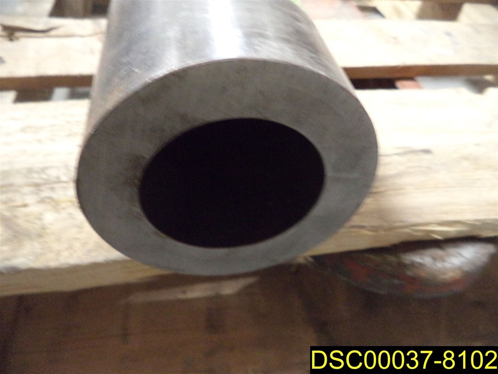 HUTCH SHAFT 3/4″ WALL THICKNESS M89302, 48″ length, 4″ OD, 2 1/2″ ID