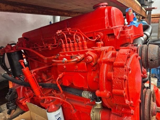 Ford Lehman 6 cylinder 135 hp Marine Diesel Engine with Transmission COMPLETE