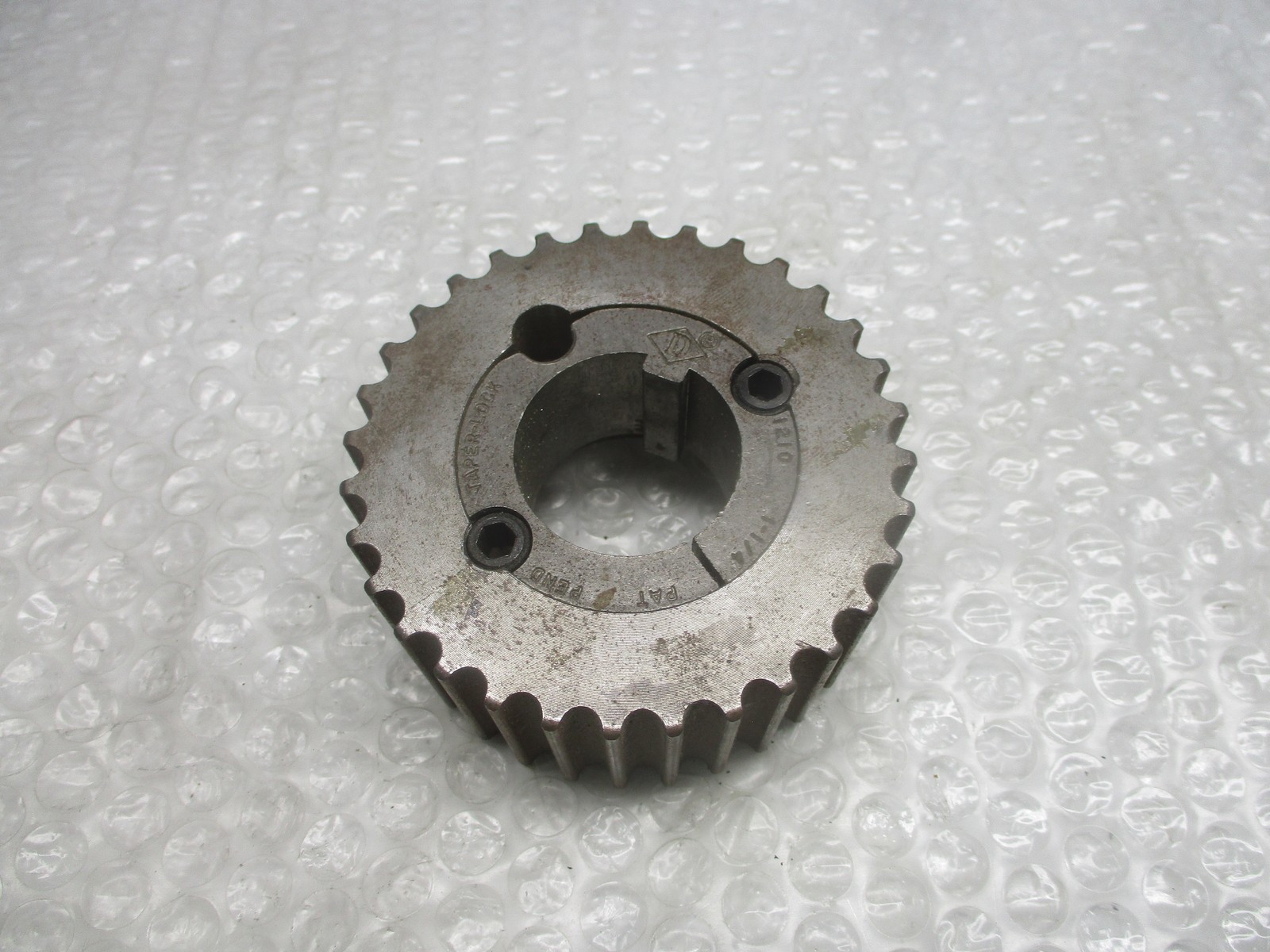 INDUSTRIAL SPARE P32-8M-30 PULLEY (AS PICTURED) NSNP
