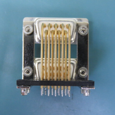 DELTRON DPB09PT74/09PT74-S/1 Qty of 10 per Lot CONN. 9+9 VIE M/M VASC. SALD. C.