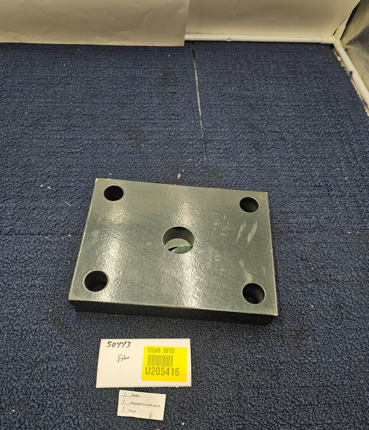 Axle to Spring Mounting Plate 26566 Connection Spring 9-1/2″ x 7″ – 310107460501