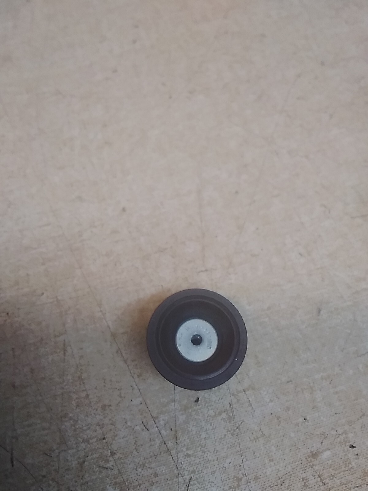 Raytheon 70-3-1G Skirted Phenolic Knob