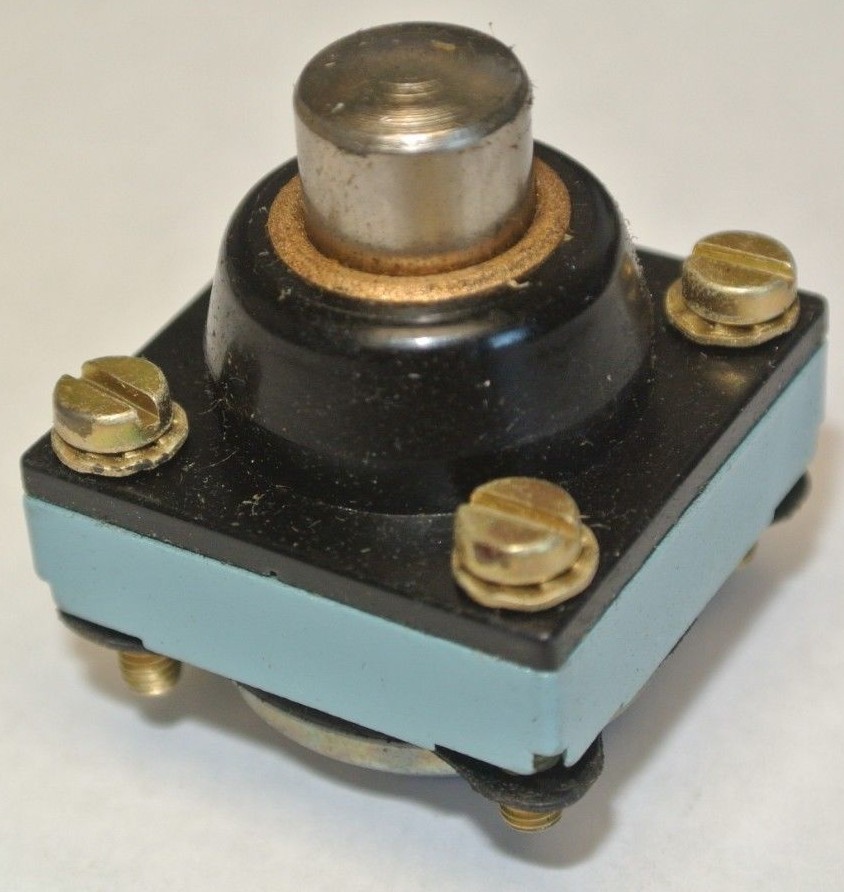 TELEMECANIQUE XCK-D10 LIMIT SWITCH PLUNGER-TYPE HEAD – NEW SURPLUS