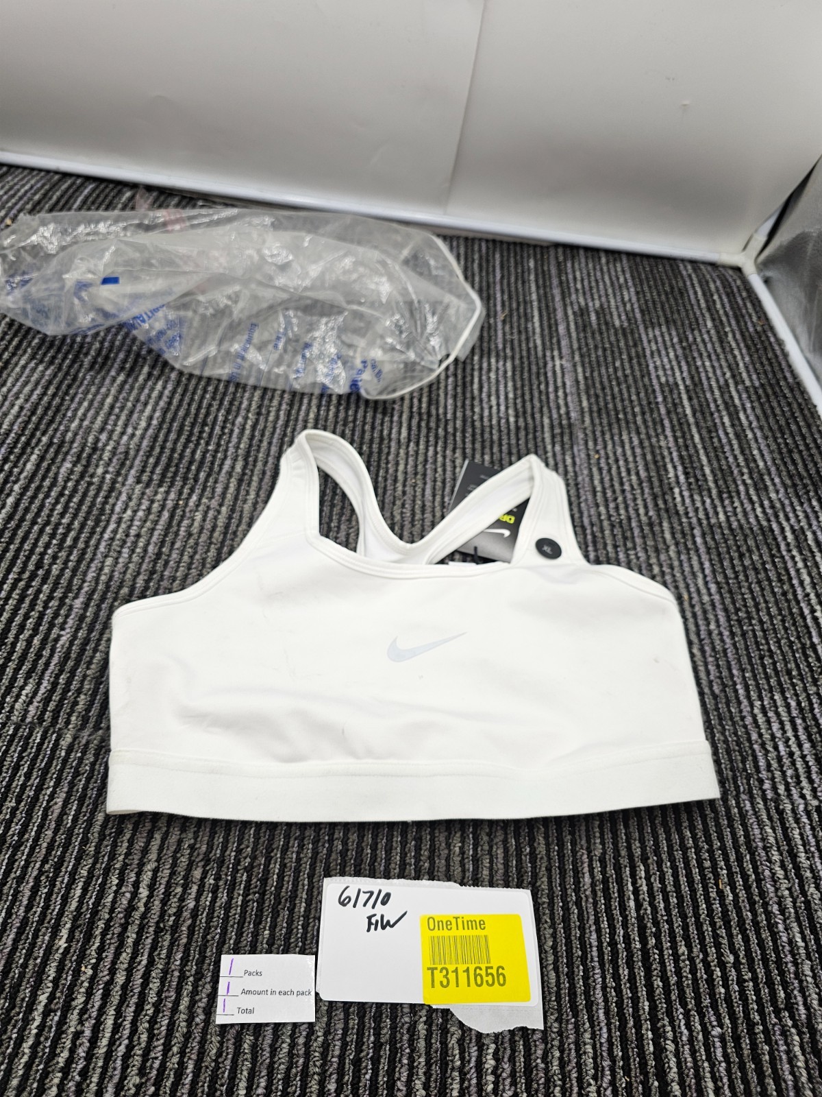 NIKE 445687 ATHLETIC SPORTS BRA DRI-FIT WHITE XL