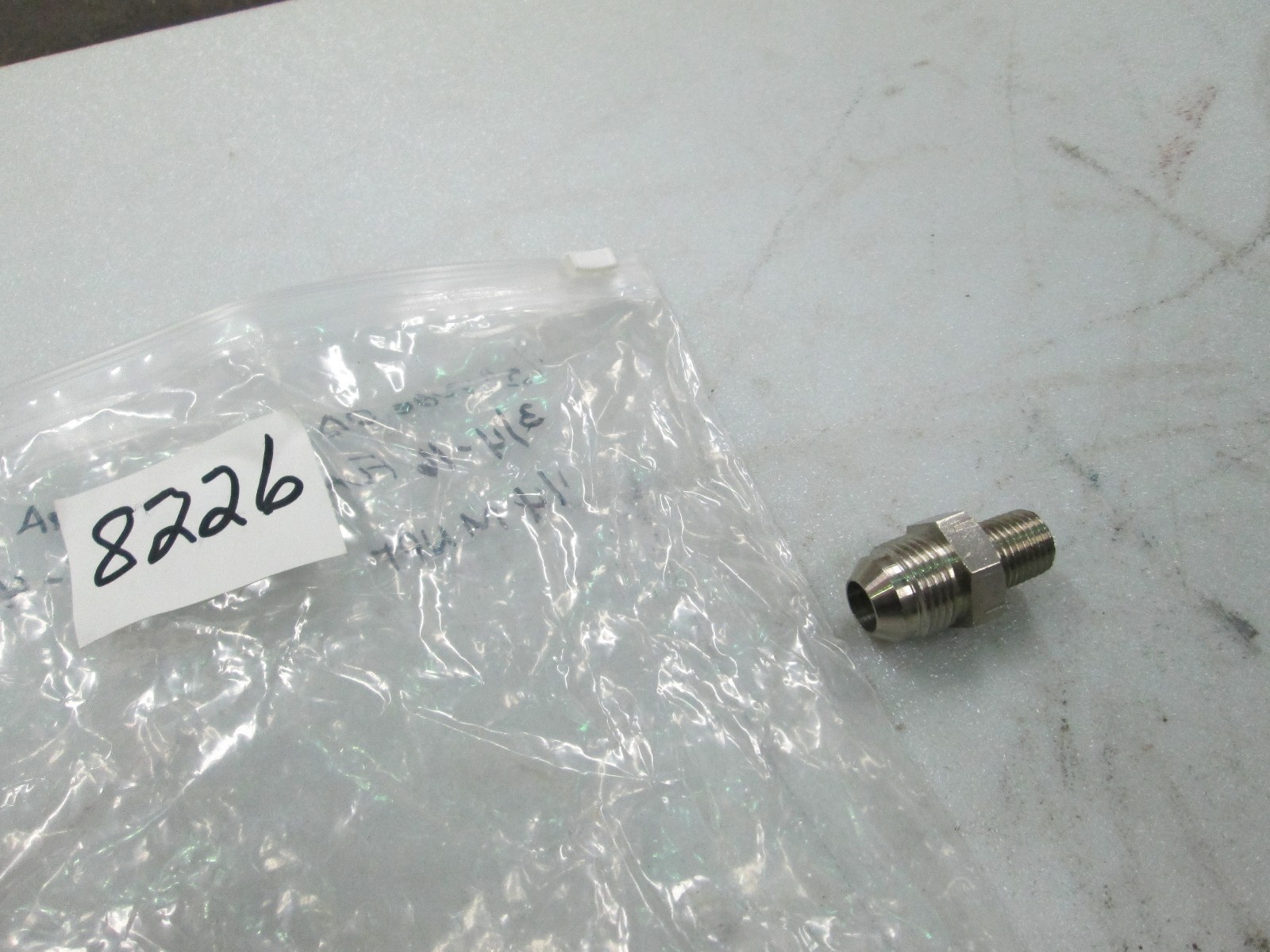 SSP Male Connector P/N J8-4C 1/2″ 37 Degree Male Flare X 1/4″ MNPT 316 S/S (NEW