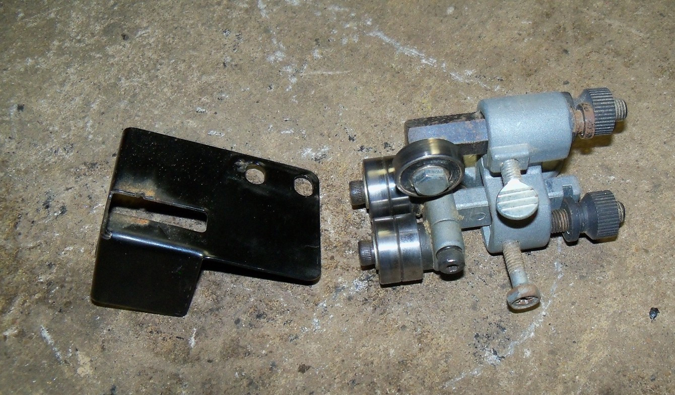 Powermatic PWBS-14, 14″ Band Saw Lower Blade Bearing Guide Assembly 150206