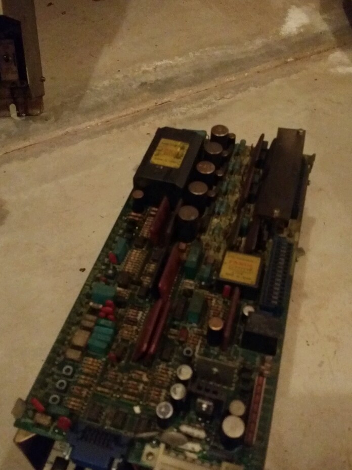 GE Fanuc Part #: A06B-6047-H040 Velocity Control Unit