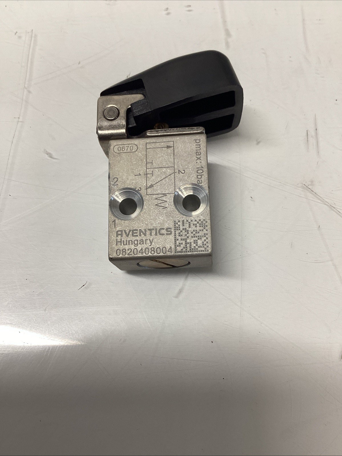 Aventics 0820408004 Manual Air Control Valve, Button, Aluminum O-753