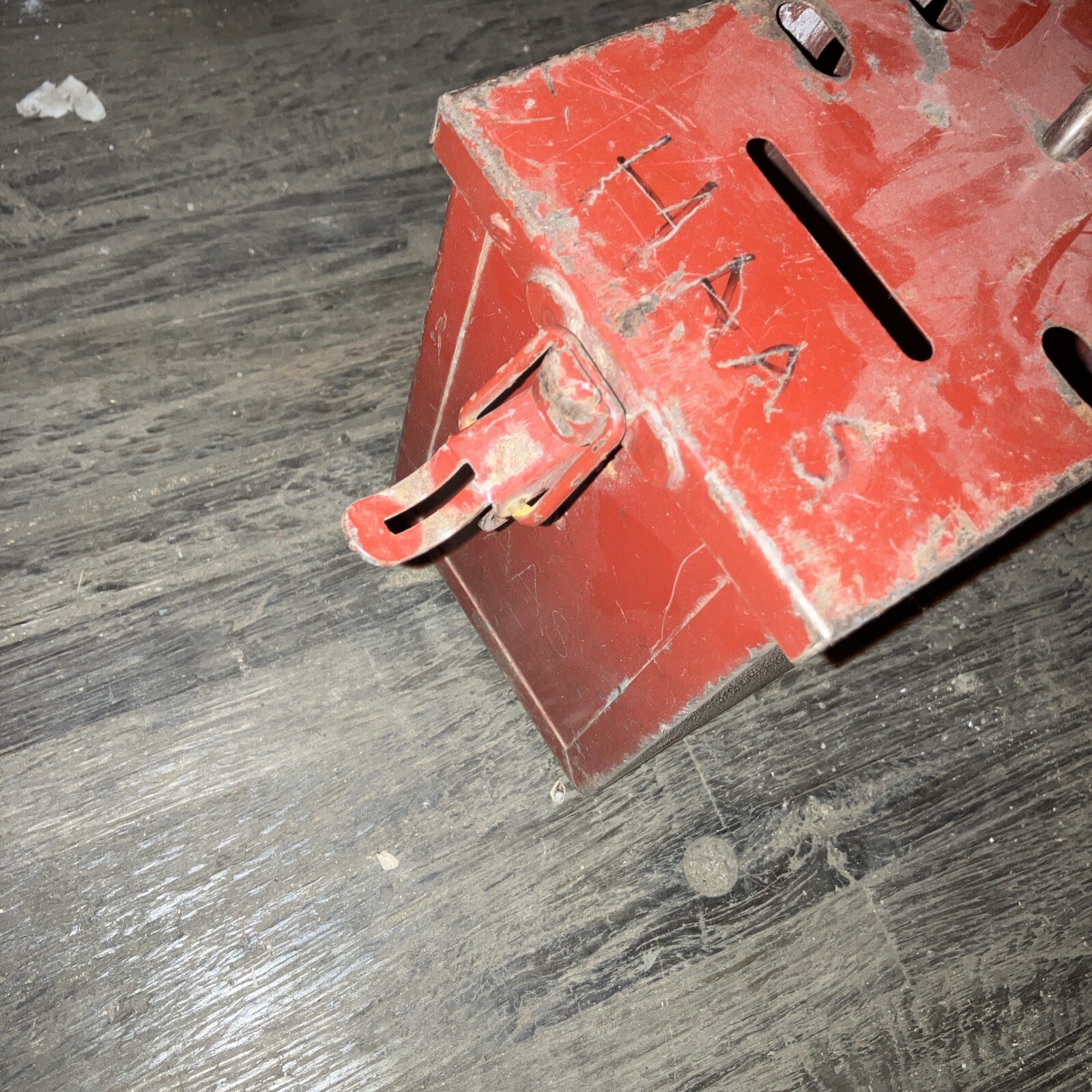 BRADPOWER Portable Metal Group Lock Out Box X7 Boxes And 6 Clasp Read